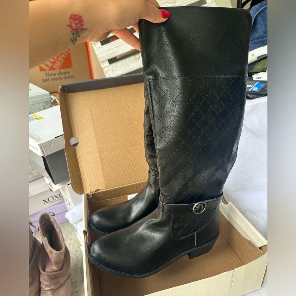 Womens black tall boots size 9 brand new